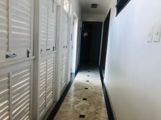 Casa com 02 pavimentos em Avenida no Bairro São José