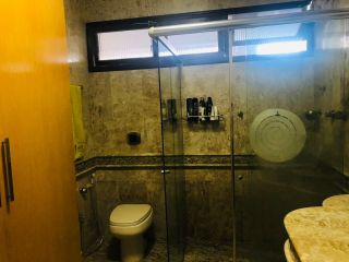 Casa com 02 pavimentos em Avenida no Bairro São José