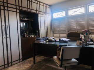 Casa com 02 pavimentos em Avenida no Bairro São José