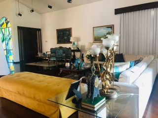 Casa com 02 pavimentos em Avenida no Bairro São José