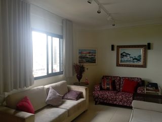 VENDO MANSÃO  BAIRRO 13 JULHO