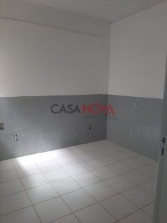 Terreno em Ótima Localização no Bairro Coroa do Meio com 648 m²