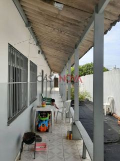 Terreno em Ótima Localização no Bairro Coroa do Meio com 648 m²