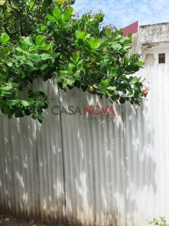 Terreno em Ótima Localização no Bairro Coroa do Meio com 648 m²