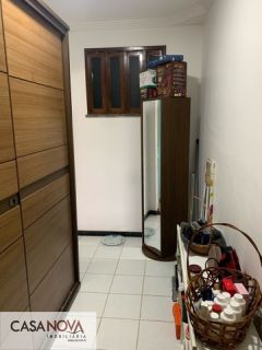 Casa Alto Padrão com Piscina a Venda no Bairro Atalaia a 400m² da Orla.