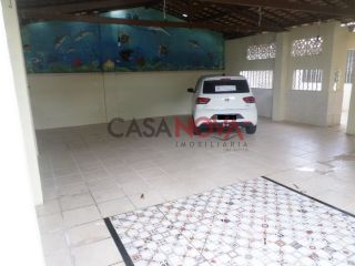 Excelente Casa com Piscina e Ponto Comercias no bairro Coroa do Meio!