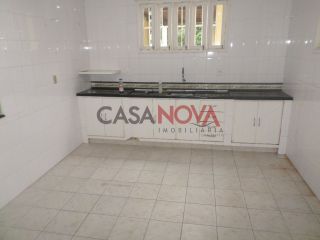 Excelente Casa com Piscina e Ponto Comercias no bairro Coroa do Meio!