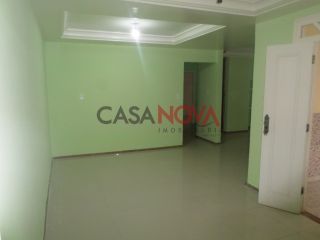 Excelente Casa com Piscina e Ponto Comercias no bairro Coroa do Meio!