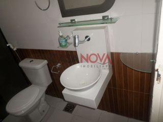 Excelente Casa com Piscina e Ponto Comercias no bairro Coroa do Meio!