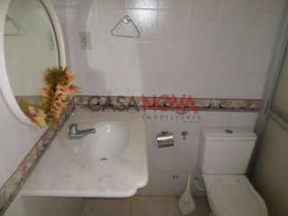 Excelente Casa com Piscina e Ponto Comercias no bairro Coroa do Meio!