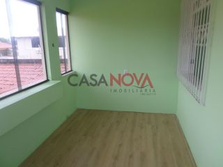 Excelente Casa com Piscina e Ponto Comercias no bairro Coroa do Meio!