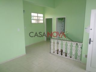 Excelente Casa com Piscina e Ponto Comercias no bairro Coroa do Meio!