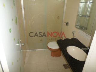 Excelente Casa com Piscina e Ponto Comercias no bairro Coroa do Meio!