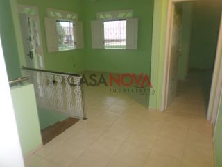 Excelente Casa com Piscina e Ponto Comercias no bairro Coroa do Meio!