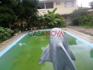 Excelente Casa com Piscina e Ponto Comercias no bairro Coroa do Meio!
