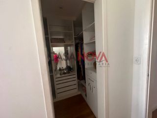 Casa Térrea com 5/4, sendo 3 suítes e com piscina na Coroa do Meio