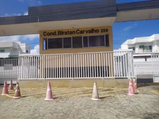 CASA A VENDA COM 3 SUITES COM CLOSET EM CONDOMINIO FECHADO NA ARUANA