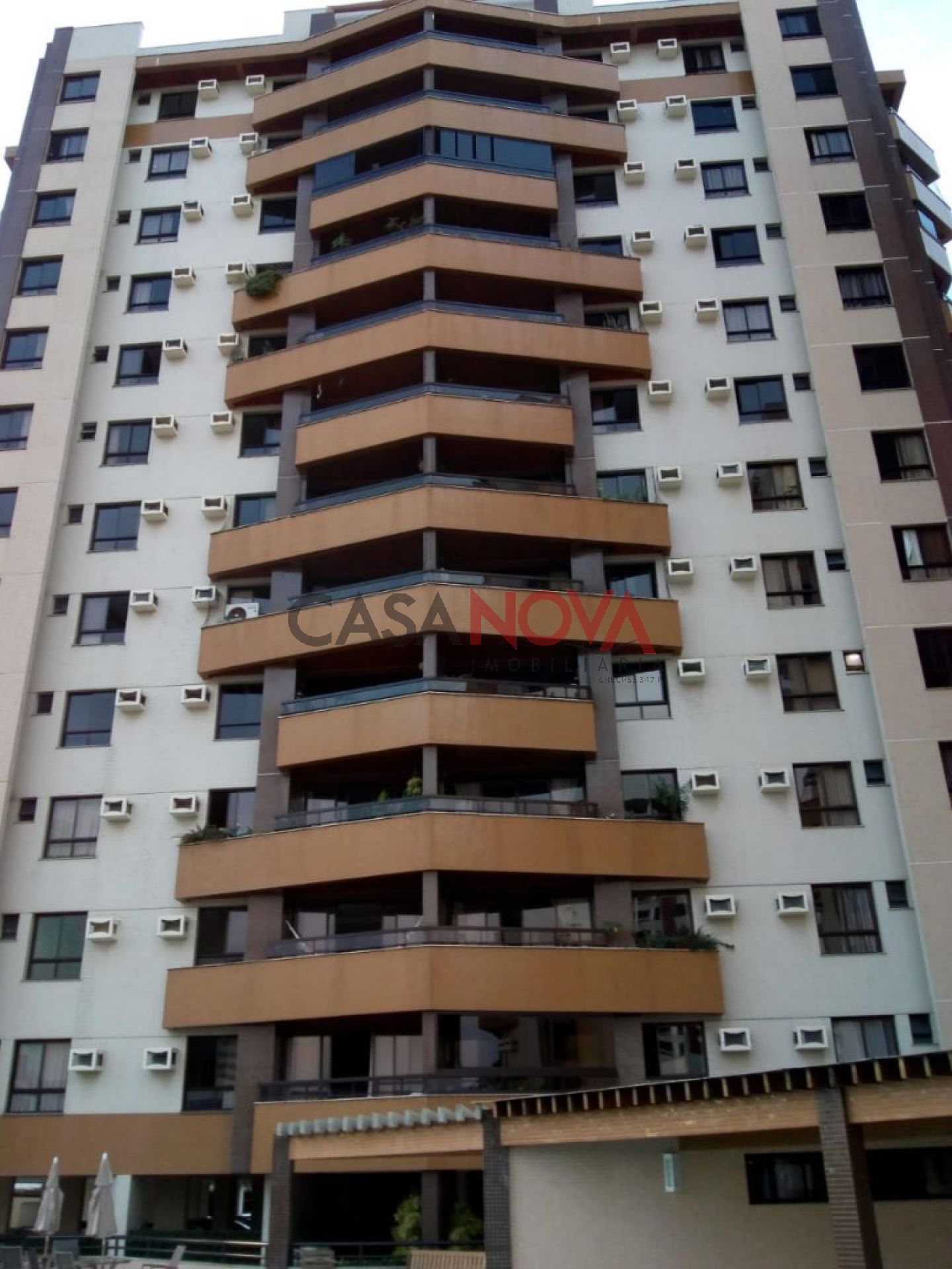 Apartamento em ótima localização no bairro Gragerú com 4\4, sendo 1 suíte e 2 semi suítes