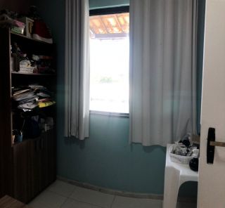 CASA DUPLEX COM PISCINA PROJETADA RECÉM REFORMADA EM MOSQUEIRO