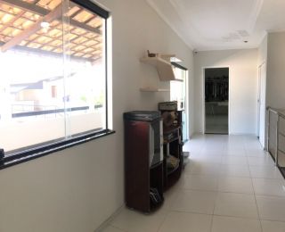 CASA DUPLEX COM PISCINA PROJETADA RECÉM REFORMADA EM MOSQUEIRO