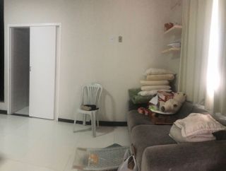 CASA DUPLEX COM PISCINA PROJETADA RECÉM REFORMADA EM MOSQUEIRO