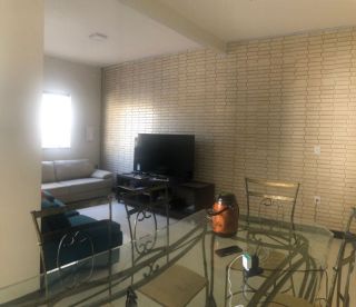 CASA DUPLEX COM PISCINA PROJETADA RECÉM REFORMADA EM MOSQUEIRO