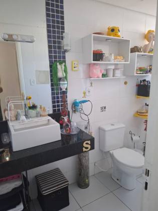 Apartamento no Grageru com  3/4 sendo 1 suíte