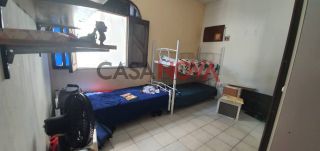 Casa com 2 pavimentos 7/4 em ótima localização na Coroa do Meio