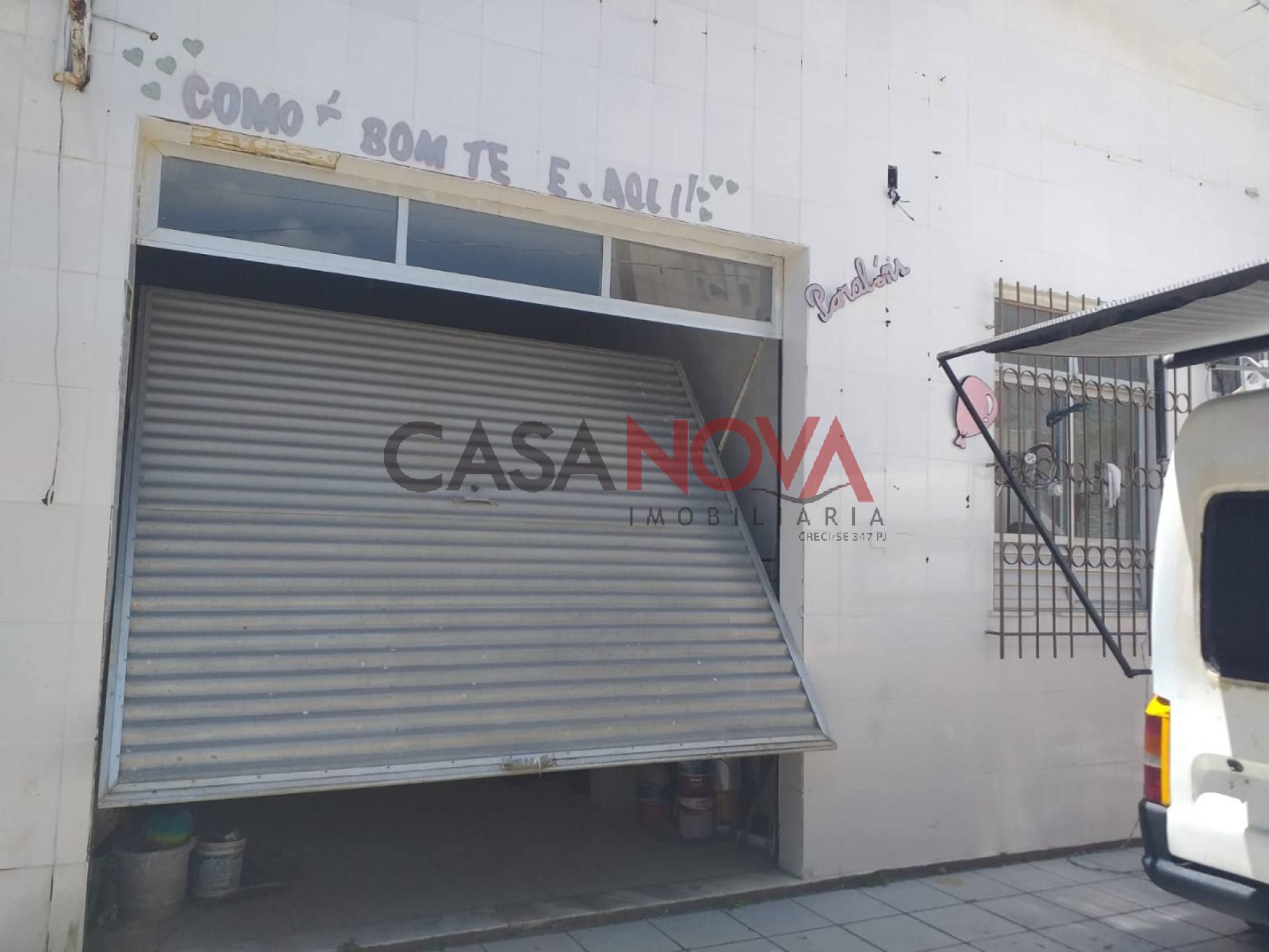 CASA EM ÓTIMA LOCALIZAÇÃO NO BAIRRO SUÍSSA