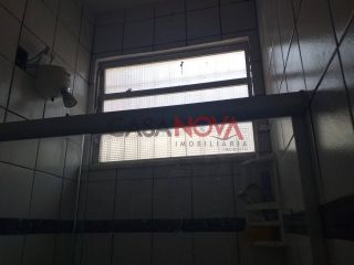 CASA EM ÓTIMA LOCALIZAÇÃO NO BAIRRO SUÍSSA