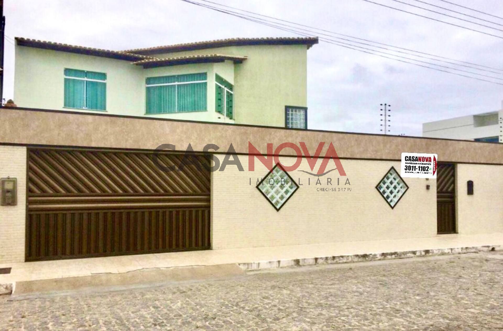 Excelente Casa Duplex com 5/4 em Aruana