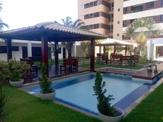 Apartamento com 3/4, sendo 1 suíte na Farolândia