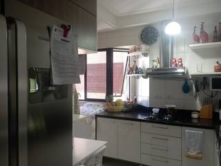 Apartamento com 3/4, sendo 1 suíte na Farolândia