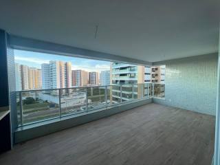 Apartamento com 4 suítes no Jardim Europa