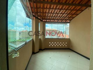 Casa duplex em Farolândia com 3/4