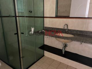 Casa de esquina para comércio em boa localização na Coroa do Meio