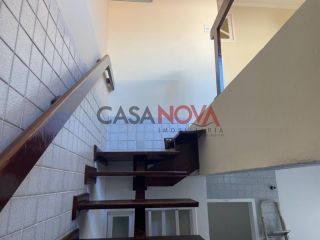 Casa de esquina para comércio em boa localização na Coroa do Meio