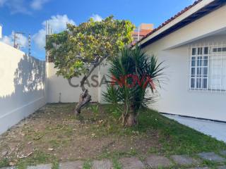 CASA DE ESQUINA EM BOA LOCALIZAÇÃO NA COROA DO MEIO