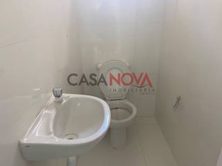 CASA DE ESQUINA EM BOA LOCALIZAÇÃO NA COROA DO MEIO