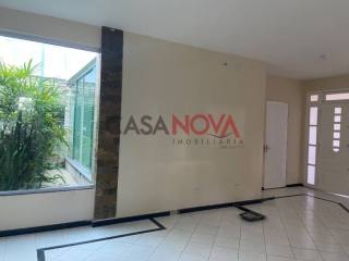 CASA DE ESQUINA EM BOA LOCALIZAÇÃO NA COROA DO MEIO