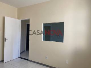 CASA DE ESQUINA EM BOA LOCALIZAÇÃO NA COROA DO MEIO