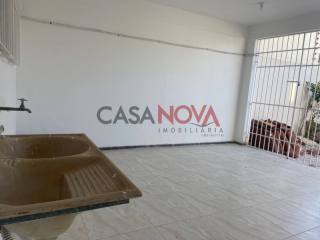 CASA DE ESQUINA EM BOA LOCALIZAÇÃO NA COROA DO MEIO