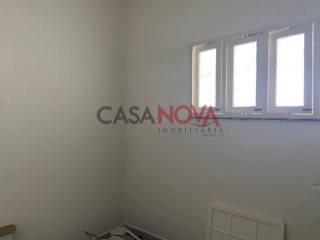 CASA DE ESQUINA EM BOA LOCALIZAÇÃO NA COROA DO MEIO