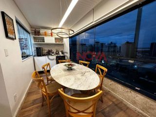 Apartamento na 13 de Julho com 4/4, sendo 1 suíte