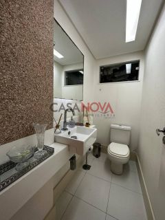 Apartamento na 13 de Julho com 4/4, sendo 1 suíte