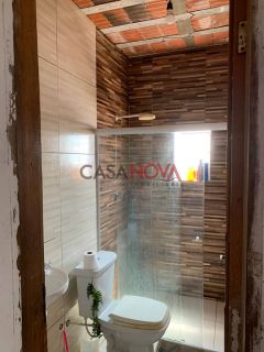 Terreno com 5 casas Para Vender na Coroa do Meio