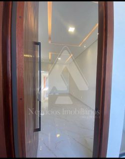 CASA NOVA ALTO PADRÃO NO CATOLÉ