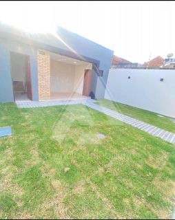 CASA NOVA ALTO PADRÃO NO CATOLÉ