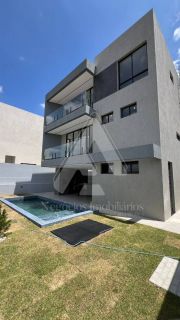 Vendo casa no Alphaville