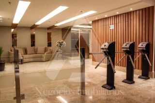 Vendo sala comercial no Centro Jurídico RCL